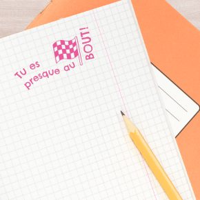 Tampon pour enseignant avec texte Tu es presque au bout