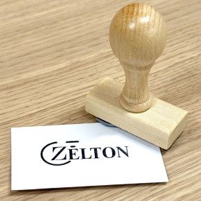 Tampon en bois personnalisé 4 lignes - 50x20mm