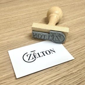 Tampon en bois personnalisé 4 lignes - 50x20mm